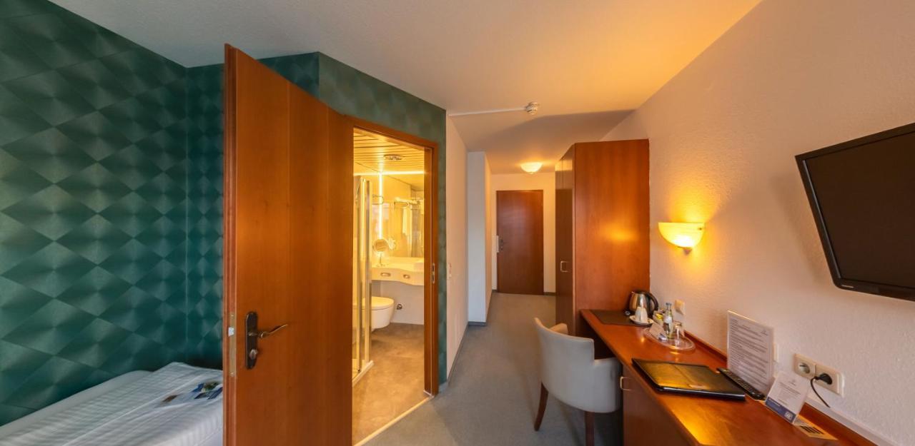 Hotel Loewen Meckenbeuren Dış mekan fotoğraf